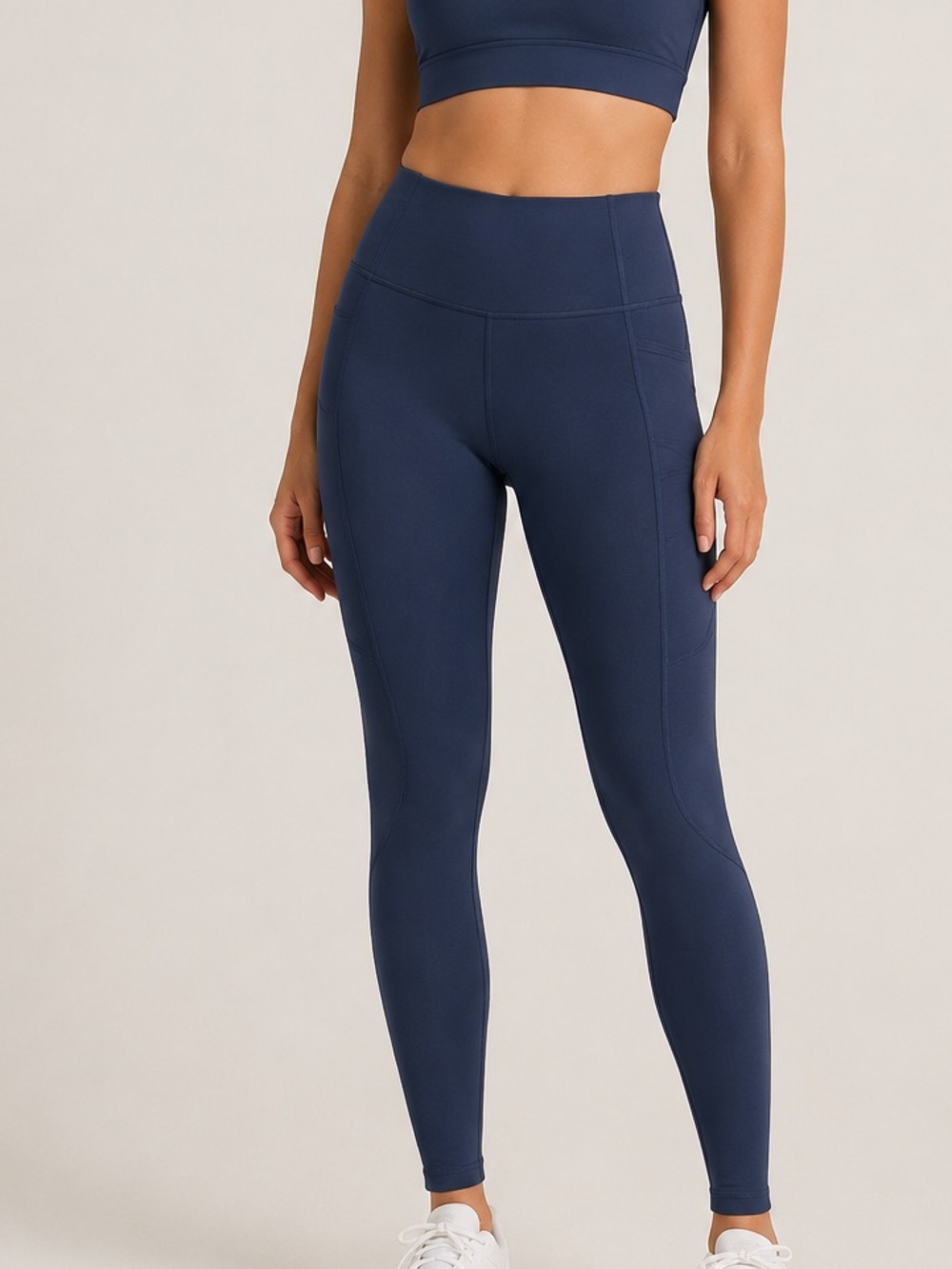 Everlane Perform Leggings in Deep Blue
